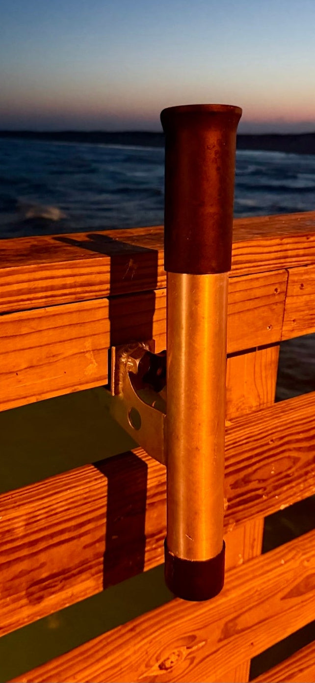 Jetty Jaws™ Hammerhead Rod Holder